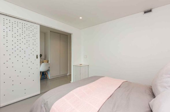 To Let 1 Bedroom Property for Rent in Woodstock Western Cape